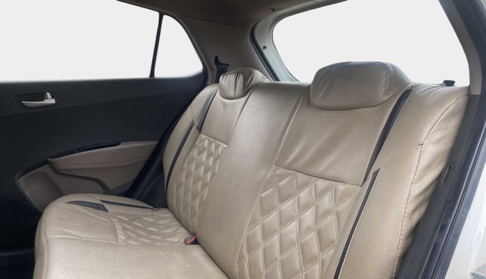 2014 Hyundai Grand i10 SPORTZ 1.1 CRDI, Diesel, Manual, 76,164 km, Right Side Rear Door Cabin