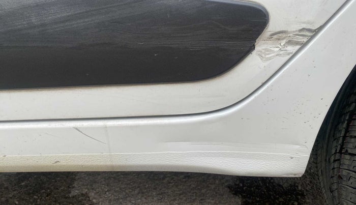 2014 Hyundai Grand i10 SPORTZ 1.1 CRDI, Diesel, Manual, 76,164 km, Left running board - Minor scratches