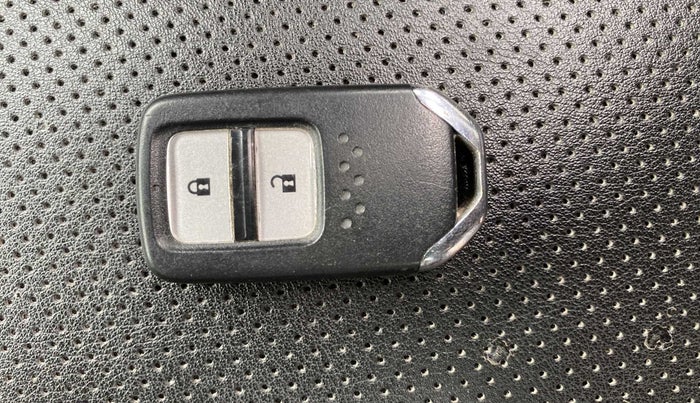 2018 Honda BR-V 1.5L I- DTEC V, Diesel, Manual, 72,392 km, Key Close Up
