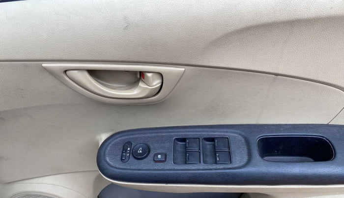 2014 Honda Brio S MT, Petrol, Manual, 35,457 km, Driver Side Door Panels Control
