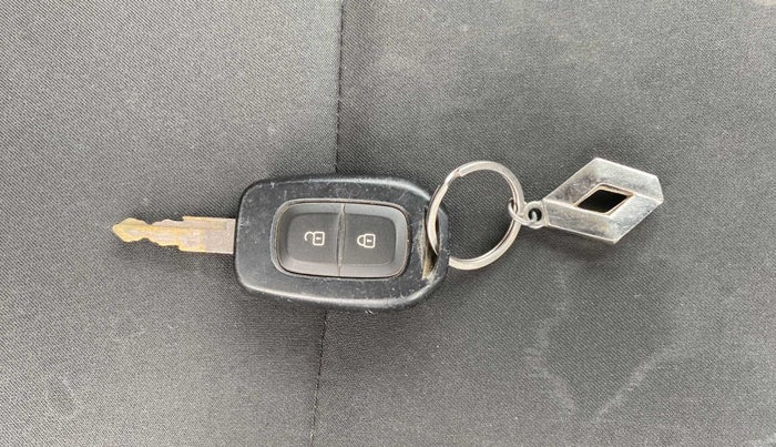 2019 Renault Kwid RXT 0.8 (O), Petrol, Manual, 6,446 km, Key Close Up