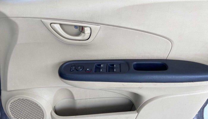 2017 Honda Amaze 1.2L I-VTEC S, Petrol, Manual, 90,533 km, Driver Side Door Panels Control