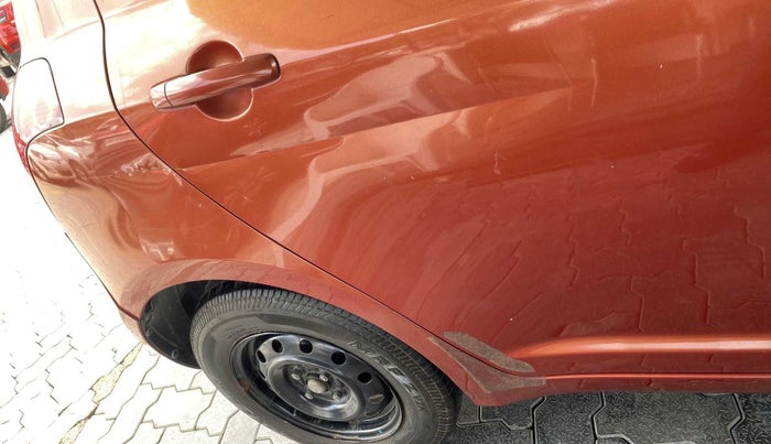 2011 Maruti Swift VXI, Petrol, Manual, 1,22,899 km, Right rear door - Slightly dented