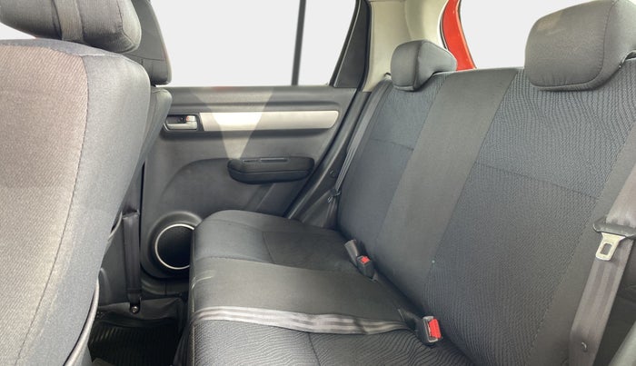 2011 Maruti Swift VXI, Petrol, Manual, 1,22,899 km, Right Side Rear Door Cabin