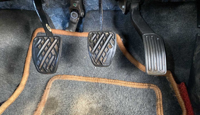 2018 Datsun Go T, Petrol, Manual, 71,105 km, Pedals