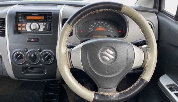 2012 Maruti Wagon R 1.0 LXI, Petrol, Manual, 80,563 km, Steering Wheel Close Up