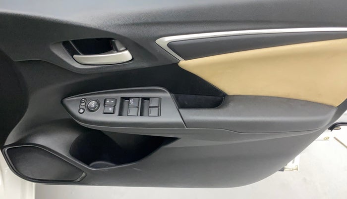 2020 Honda Jazz 1.2L I-VTEC ZX, Petrol, Manual, 33,945 km, Driver Side Door Panels Control