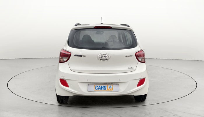 2015 Hyundai Grand i10 SPORTZ 1.2 KAPPA VTVT, Petrol, Manual, 38,362 km, Back/Rear