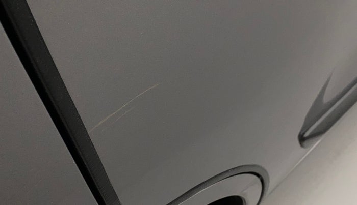 2016 Maruti Wagon R 1.0 VXI (O) AMT, Petrol, Automatic, 45,807 km, Right rear door - Minor scratches