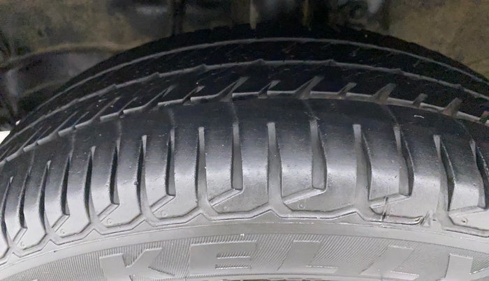 2016 Maruti Wagon R 1.0 VXI (O) AMT, Petrol, Automatic, 45,807 km, Left Front Tyre Tread