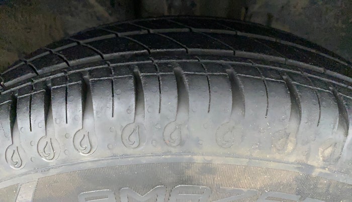 2021 Renault Kwid CLIMBER 1.0 (O), Petrol, Manual, 31,971 km, Right Front Tyre Tread