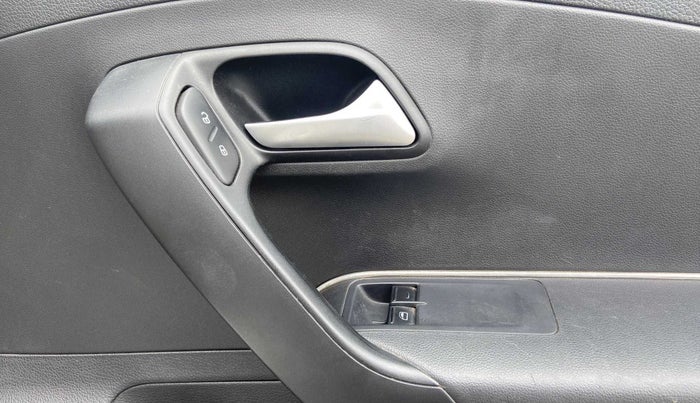 2019 Volkswagen Ameo TRENDLINE 1.0L, Petrol, Manual, 16,109 km, Driver Side Door Panels Control