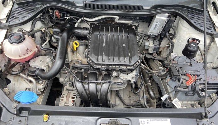 2019 Volkswagen Ameo TRENDLINE 1.0L, Petrol, Manual, 16,109 km, Open Bonet