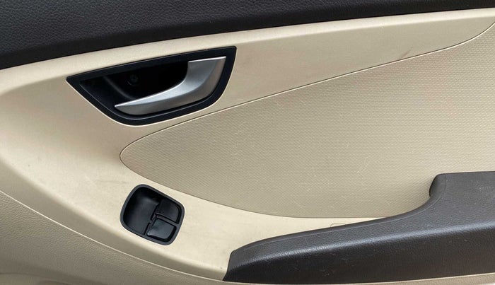 2016 Hyundai Eon SPORTZ, Petrol, Manual, 23,749 km, Driver Side Door Panels Control