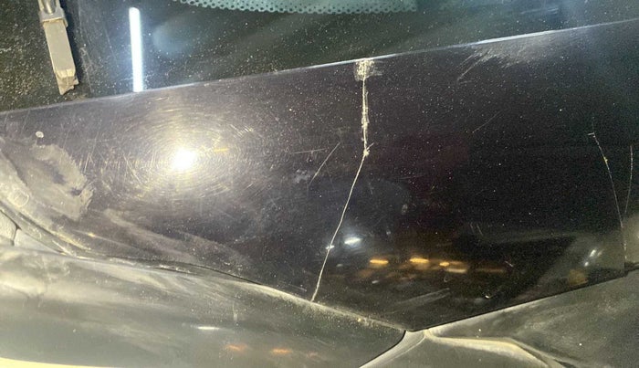2021 Mahindra XUV 3OO W6 1.5 DIESEL AMT, Diesel, Automatic, 64,189 km, Left A pillar - Trim cover missing