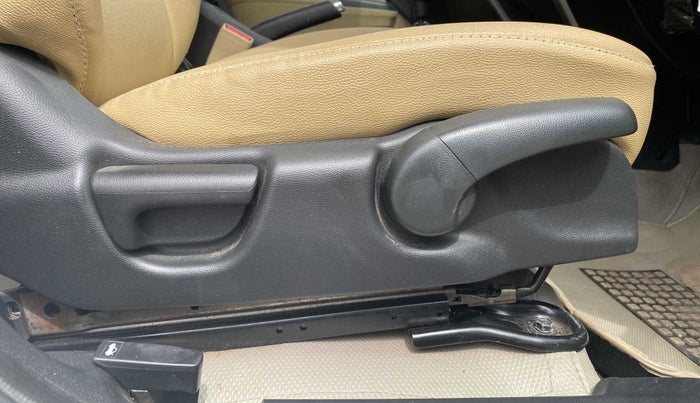 2018 Honda City 1.5L I-VTEC SV, Petrol, Manual, 20,827 km, Driver Side Adjustment Panel