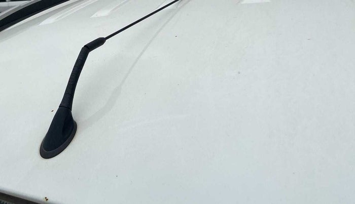 2017 Ford Ecosport TITANIUM 1.5L DIESEL, Diesel, Manual, 8,46,363 km, Roof - Antenna has minor damage