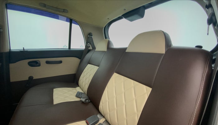 2013 Hyundai Santro Xing GLS, Petrol, Manual, 23,602 km, Right Side Rear Door Cabin