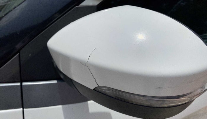 2019 Tata NEXON XM DIESEL, Diesel, Manual, 1,10,321 km, Left rear-view mirror - Cover has minor damage