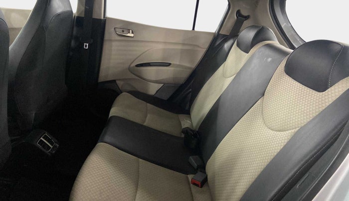 2019 Hyundai NEW SANTRO MAGNA, Petrol, Manual, 28,741 km, Right Side Rear Door Cabin