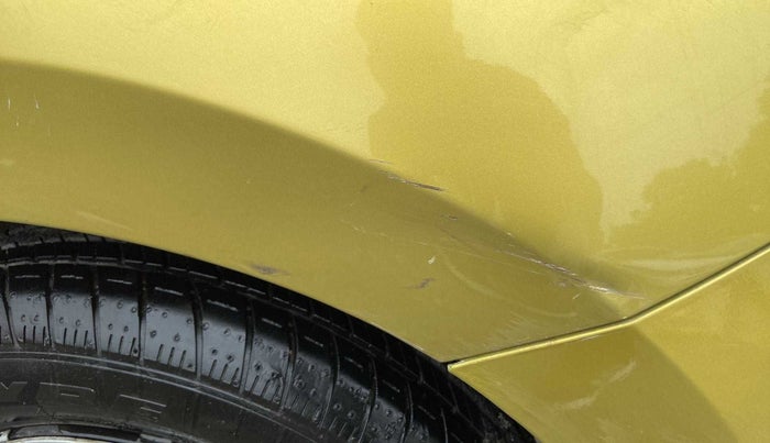 2016 Maruti Celerio ZXI AMT, CNG, Automatic, 27,739 km, Right fender - Minor scratches