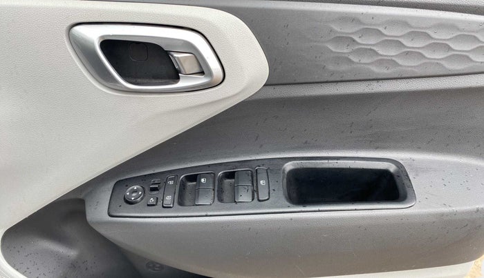2019 Hyundai GRAND I10 NIOS ASTA 1.2 KAPPA VTVT, Petrol, Manual, 16,071 km, Driver Side Door Panels Control