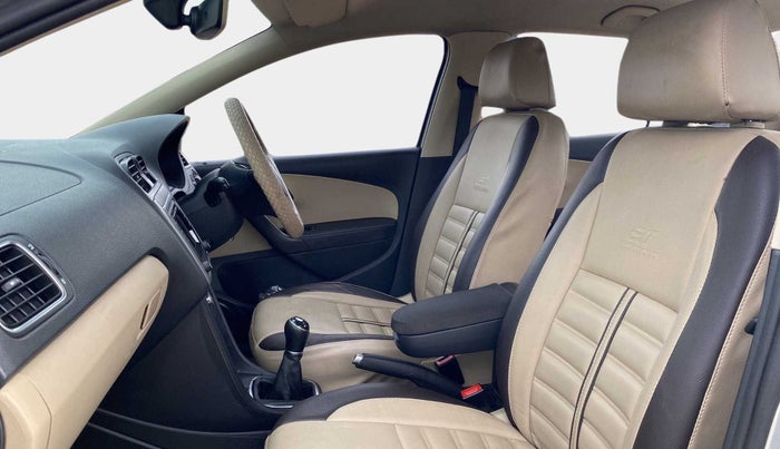 2016 Volkswagen Ameo HIGHLINE1.2L, Petrol, Manual, 96,487 km, Right Side Front Door Cabin