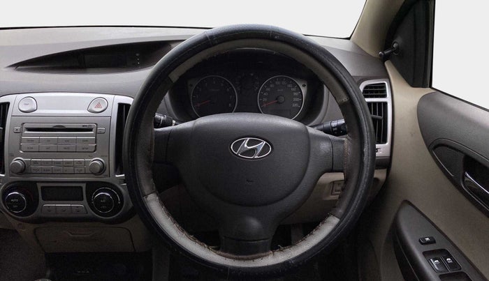 2012 Hyundai i20 MAGNA (O) 1.2, Petrol, Manual, 67,741 km, Steering Wheel Close Up