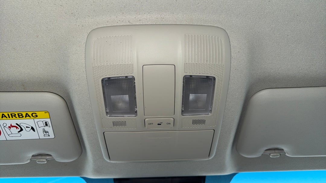 On-Roof Controls/Sunglass holder