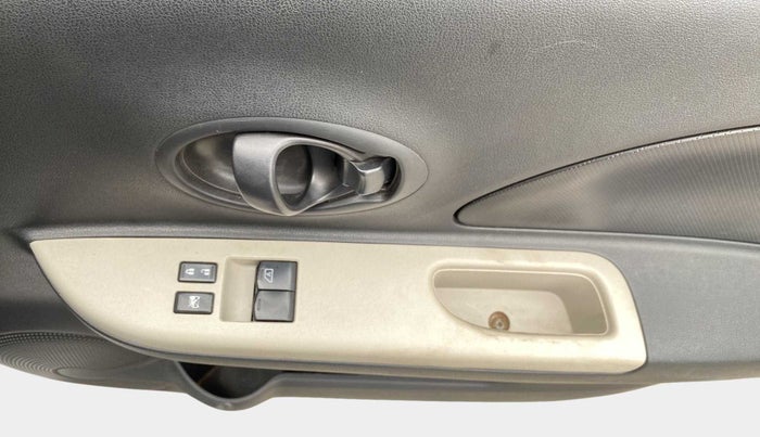 2013 Nissan Micra Active XL, Petrol, Manual, 34,708 km, Driver Side Door Panels Control