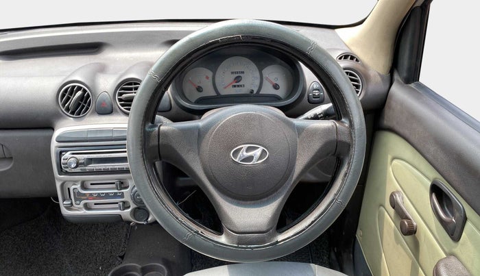 2010 Hyundai Santro Xing GL, Petrol, Manual, 65,916 km, Steering Wheel Close Up