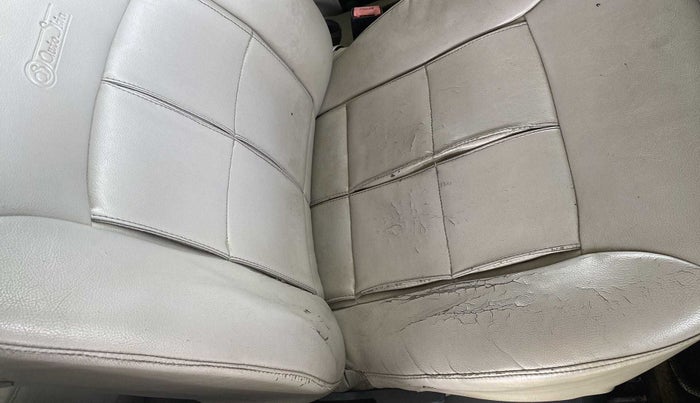 2014 Nissan Terrano XL (P), Petrol, Manual, 82,146 km, Driver seat - Cover slightly torn