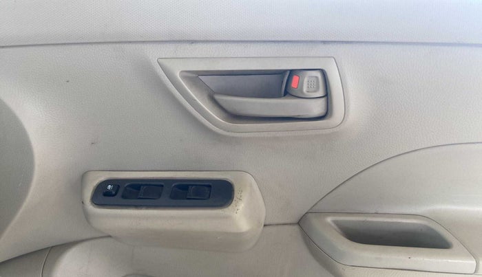 2014 Maruti Swift Dzire LXI, Petrol, Manual, 60,851 km, Driver Side Door Panels Control