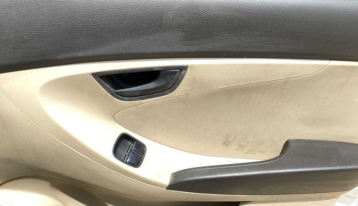 2018 Hyundai Eon ERA +, Petrol, Manual, 43,571 km, Driver Side Door Panels Control
