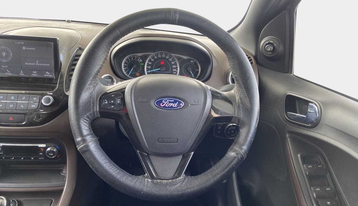 2018 Ford FREESTYLE TITANIUM 1.2 PETROL, Petrol, Manual, 33,693 km, Steering Wheel Close Up