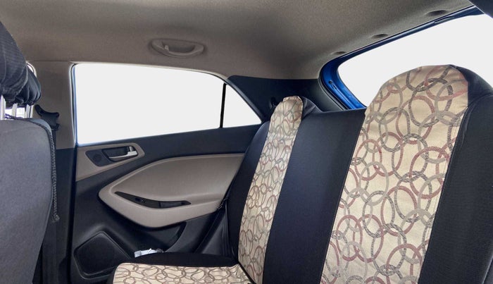 2018 Hyundai Elite i20 SPORTZ 1.2, Petrol, Manual, 15,961 km, Right Side Rear Door Cabin