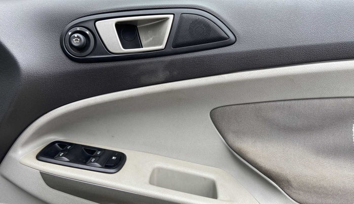 2016 Ford Ecosport TITANIUM 1.5L PETROL AT, CNG, Automatic, 55,639 km, Driver Side Door Panels Control