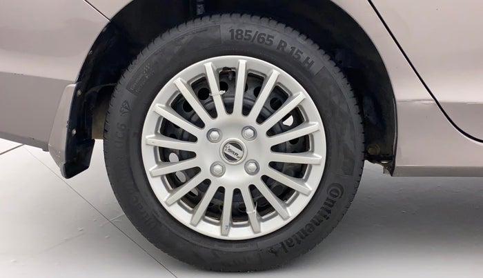 2016 Honda City 1.5L I-VTEC SV, Petrol, Manual, 1,01,861 km, Right Rear Wheel