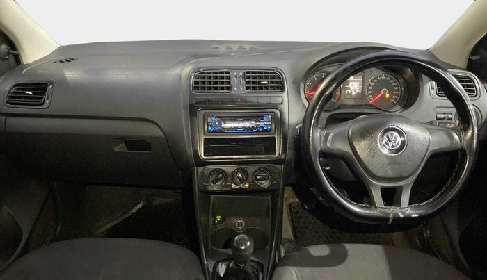 2017 Volkswagen Ameo TRENDLINE 1.2L, CNG, Manual, 70,160 km, Dashboard