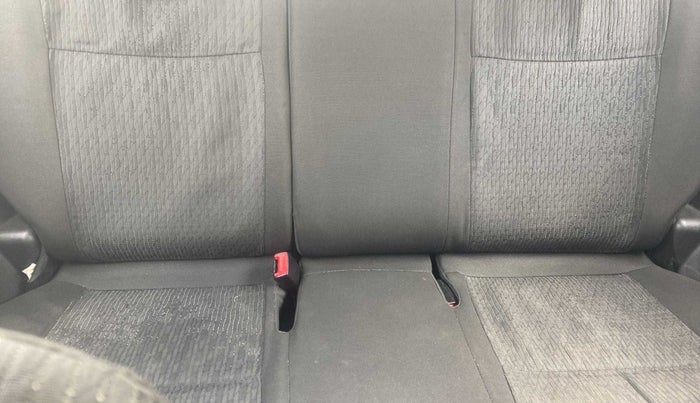 2016 Maruti Baleno DELTA PETROL 1.2, Petrol, Manual, 75,140 km, Second-row left seat - Cover slightly stained