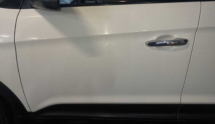 2016 Hyundai Creta SX PLUS 1.6 PETROL, Petrol, Manual, 74,459 km, Front passenger door - Slightly dented