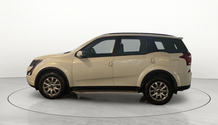 2018 Mahindra XUV500 W9, Diesel, Manual, 31,743 km, Left Side