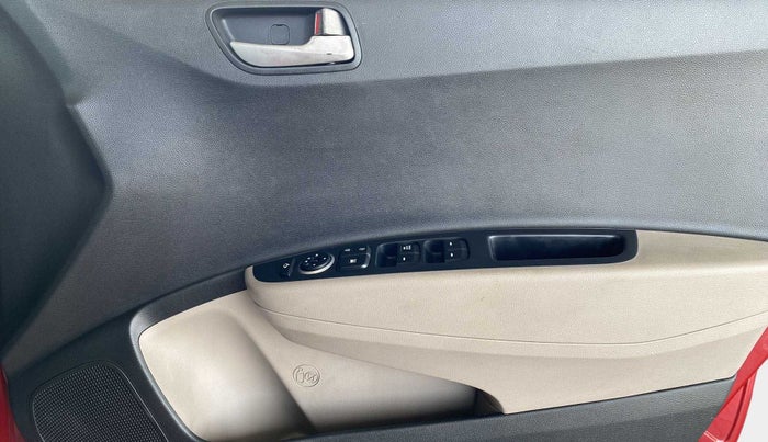 2014 Hyundai Xcent SX AT 1.2 (O), Petrol, Automatic, 50,826 km, Driver Side Door Panels Control