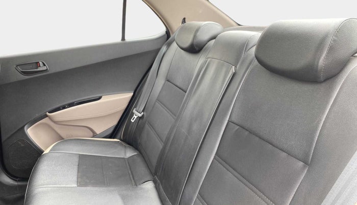 2018 Hyundai Xcent S 1.2, Petrol, Manual, 27,524 km, Right Side Rear Door Cabin