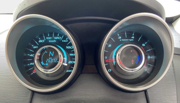 2019 Mahindra XUV500 W7, Diesel, Manual, 26,916 km, Odometer Image