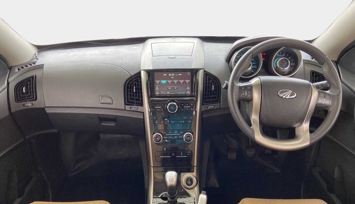 2019 Mahindra XUV500 W7, Diesel, Manual, 26,916 km, Dashboard