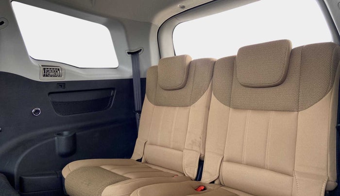 2019 Mahindra XUV500 W7, Diesel, Manual, 26,916 km, Third Seat Row ( optional )