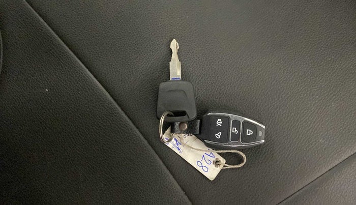 2018 Datsun Redi Go A, Petrol, Manual, 26,914 km, Key Close Up
