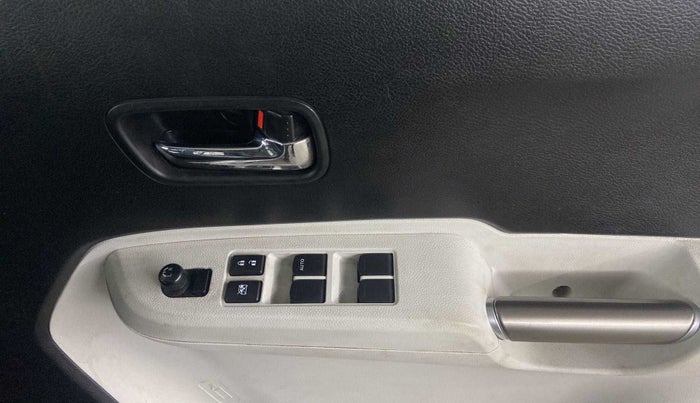 2017 Maruti IGNIS ZETA 1.2, Petrol, Manual, 77,184 km, Driver Side Door Panels Control
