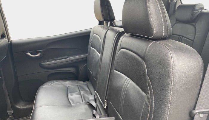 2016 Honda BR-V 1.5L I- DTEC S, Diesel, Manual, 1,18,480 km, Right Side Rear Door Cabin